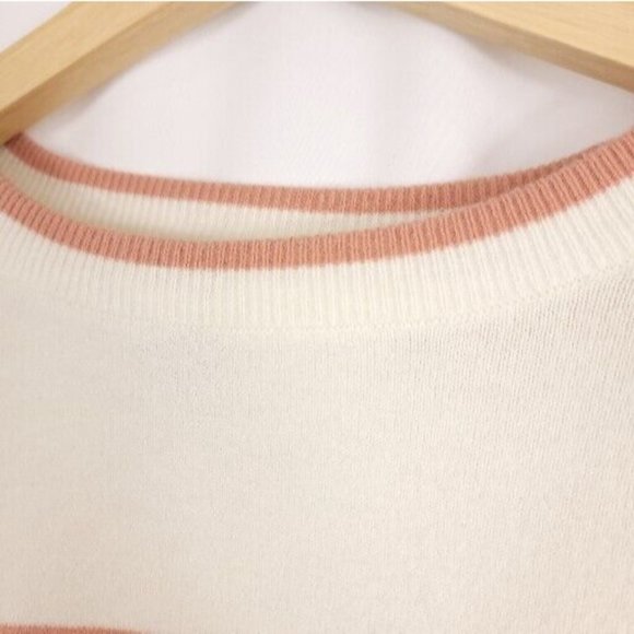 Forever 21 Soft Rainbow Sweater Size L - Picture 4 of 7